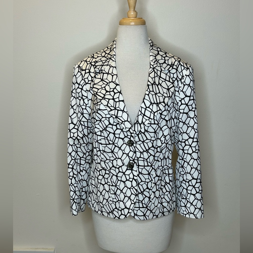 Escada Black and White Patterned Blazer Size 42 10 12